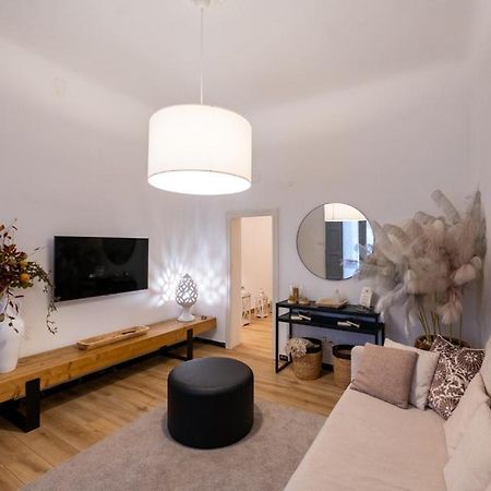 Dea Luxury Casa Vacanze- Zona Chiesa A Trullo - Альберобелло Экстерьер фото